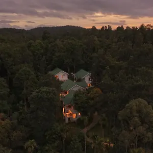 **** Курортный комплекс The Woods Resorts Wayanad Индия