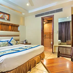 4* ホテル Hari Piorko Grand - 2 Min From New Railway Station