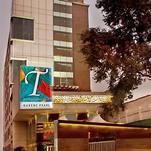 *** Hotel Treehouse Queens Pearl India