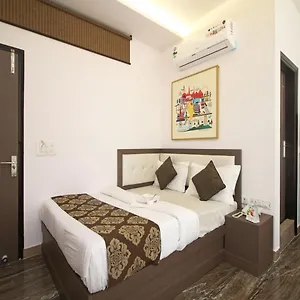 Oyo 393 Rk Grand Delhi (National Capital Territory of India)